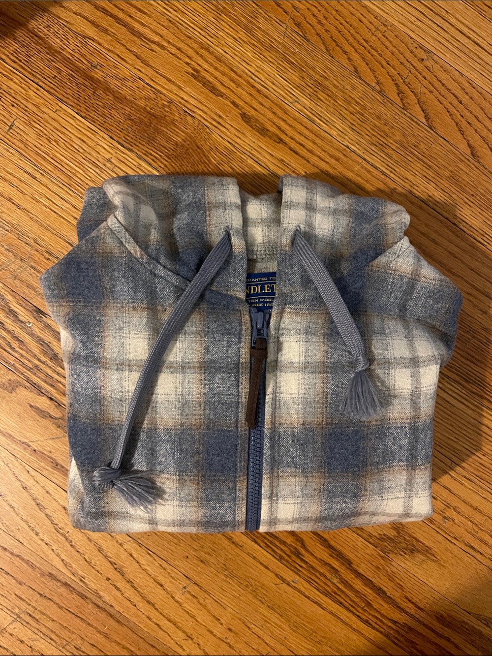 Women’s Pendleton - Picture 2 of 2